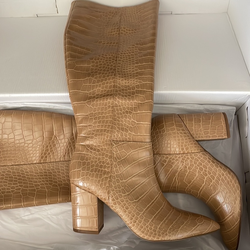 NINE WEST a Daly high top boots